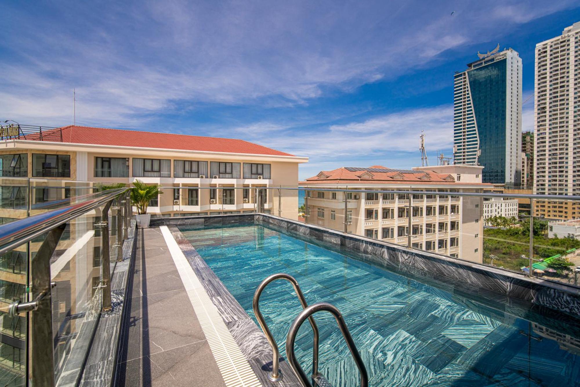 Sea Wind Hotel By Thg دا نانغ المظهر الخارجي الصورة